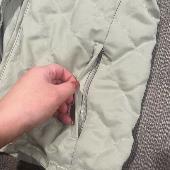 Geoffrey Beene Sport Light Mint Green Quilted Vest Size M - Picture 3 of 6